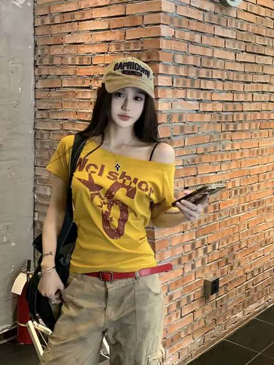 MST Phase 2000s Off-Shoulder waist T-Shirt