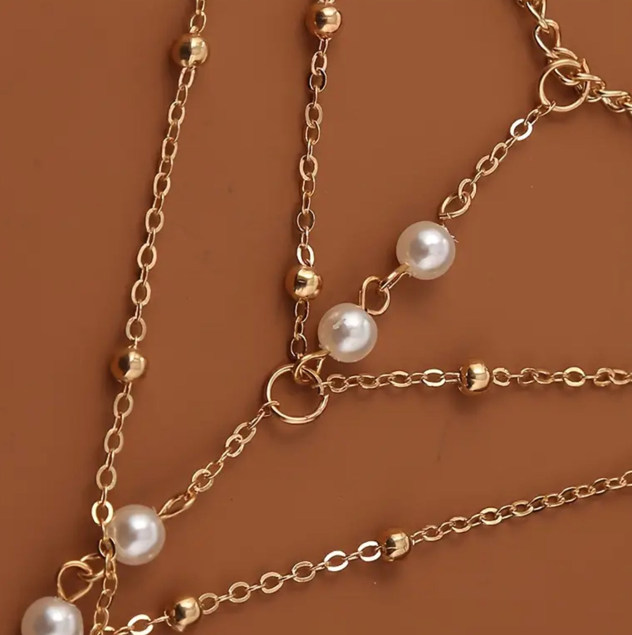 MST Alley 90’s Pearl hand necklace - Mystyletoday
