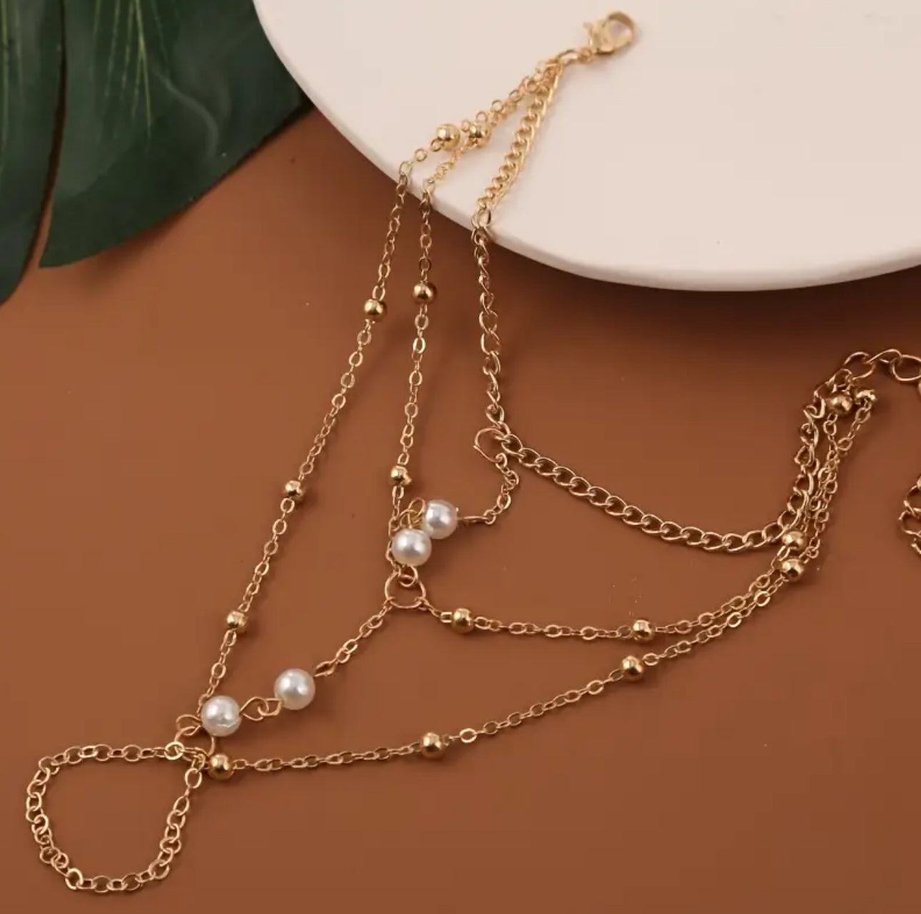 MST Alley 90’s Pearl hand necklace - Mystyletoday